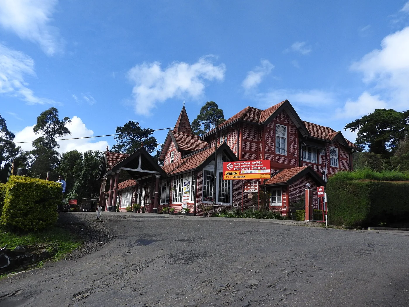 Nuwara Eliya Post Office